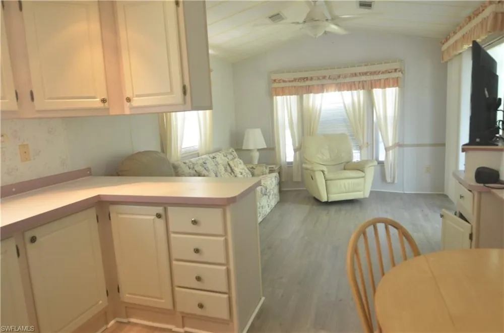 3809 Lemon Twist Loop Bonita Springs, FL 34134