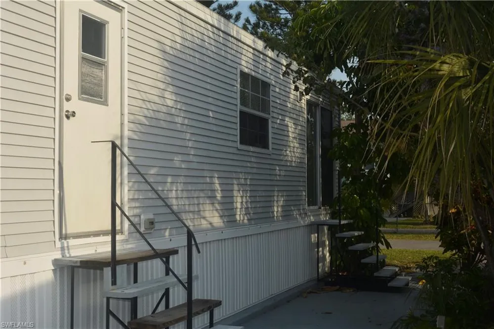 3809 Lemon Twist Loop Bonita Springs, FL 34134