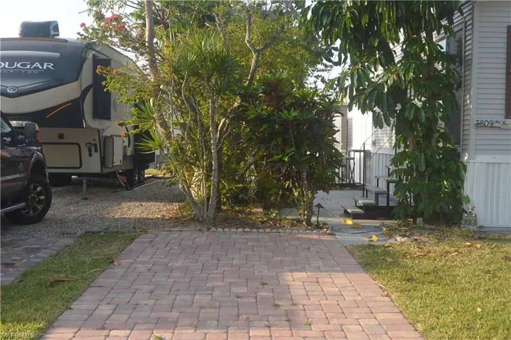 3809 Lemon Twist Loop Bonita Springs, FL 34134