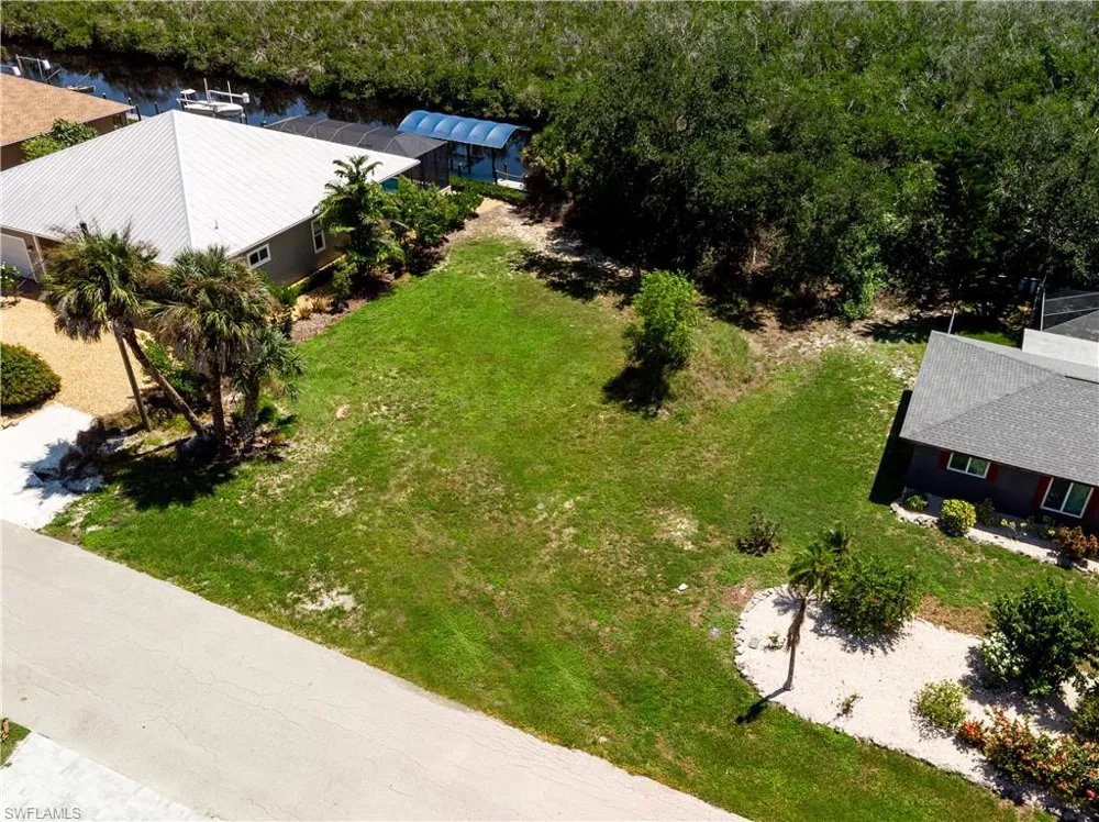 5175 Genesee Parkway Bokeelia, FL 33922