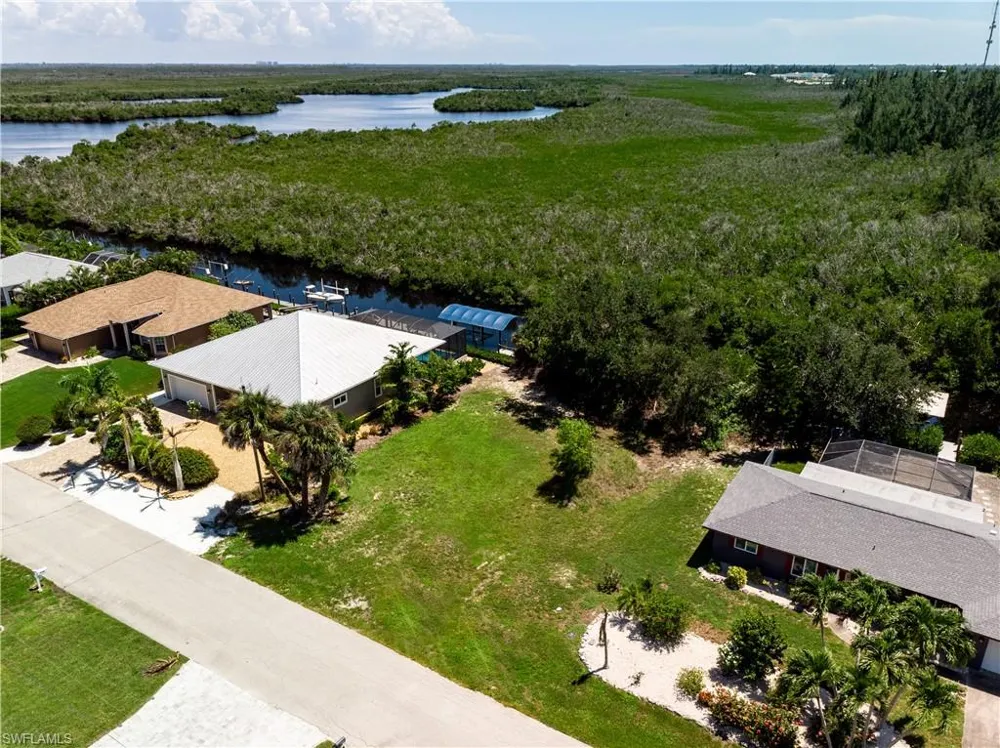 5175 Genesee Parkway Bokeelia, FL 33922
