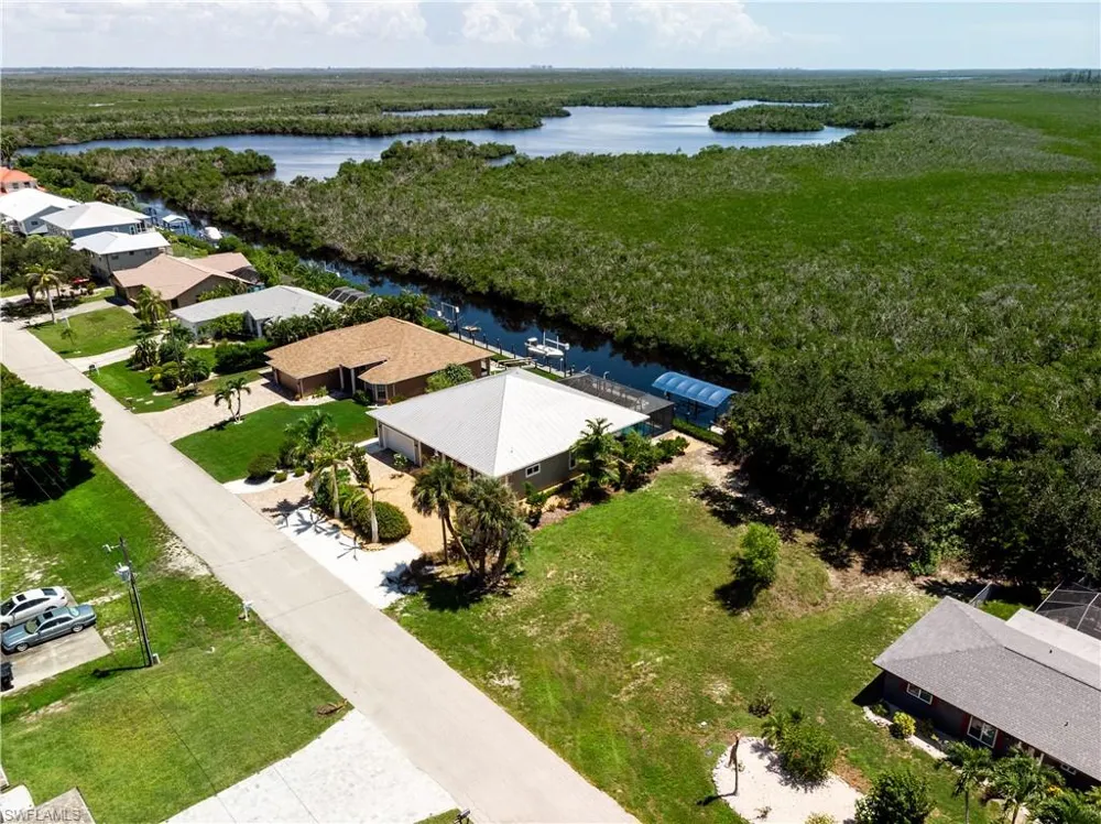 5175 Genesee Parkway Bokeelia, FL 33922