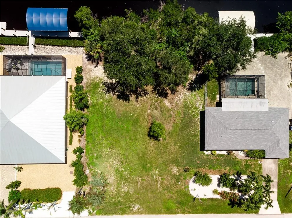 5175 Genesee Parkway Bokeelia, FL 33922