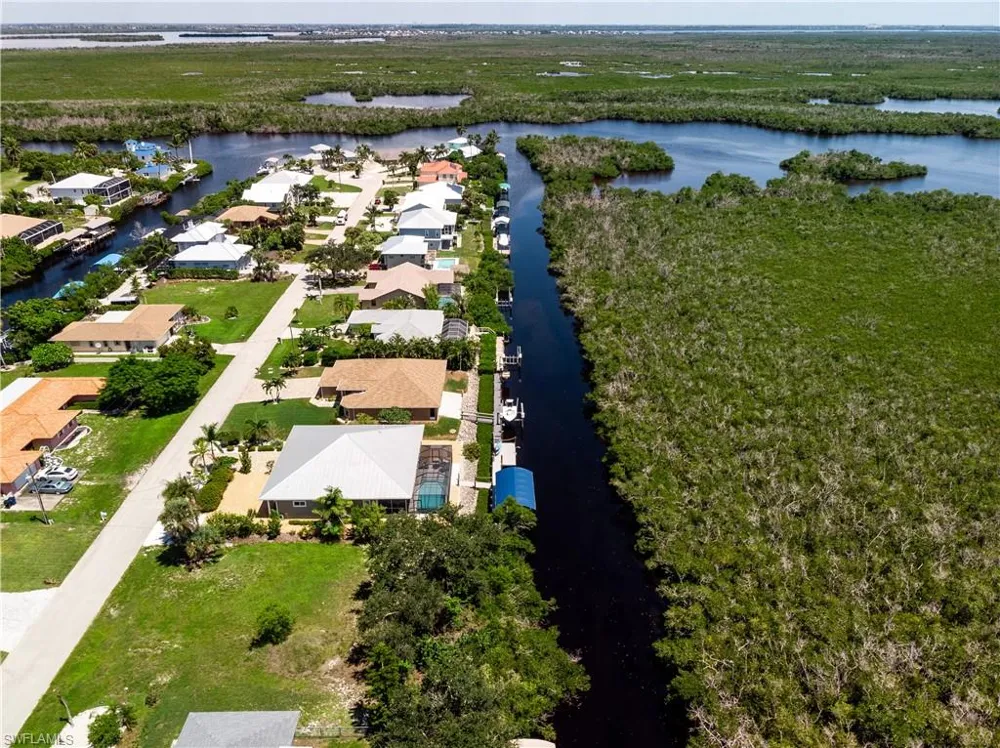 5175 Genesee Parkway Bokeelia, FL 33922