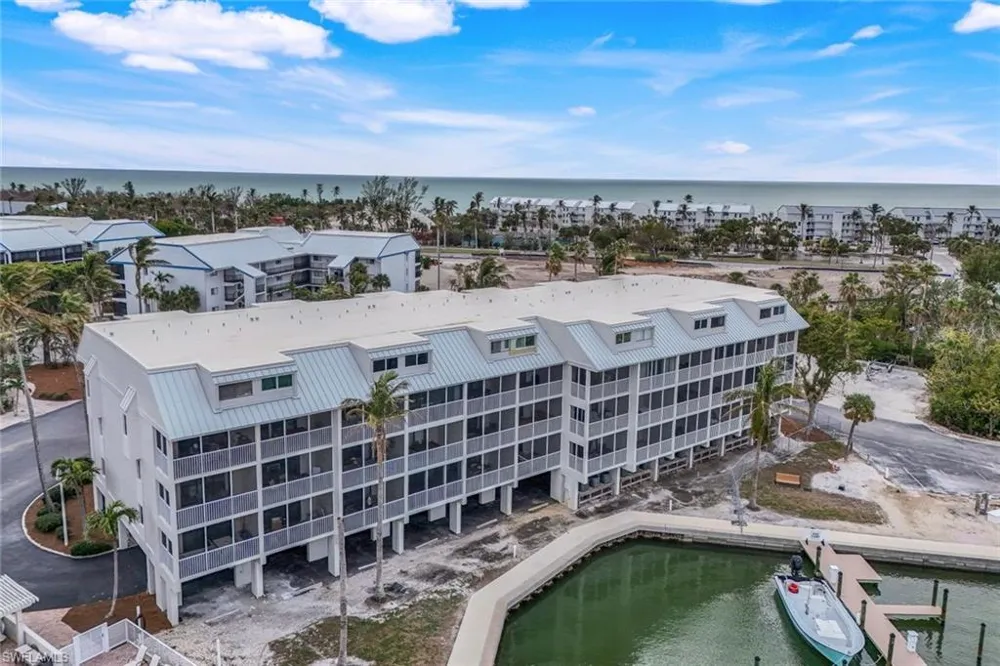 4216 Bayside Villas Captiva, FL 33924