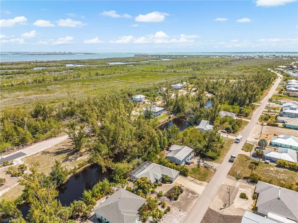 3852 Stabile Road St. James City, FL 33956