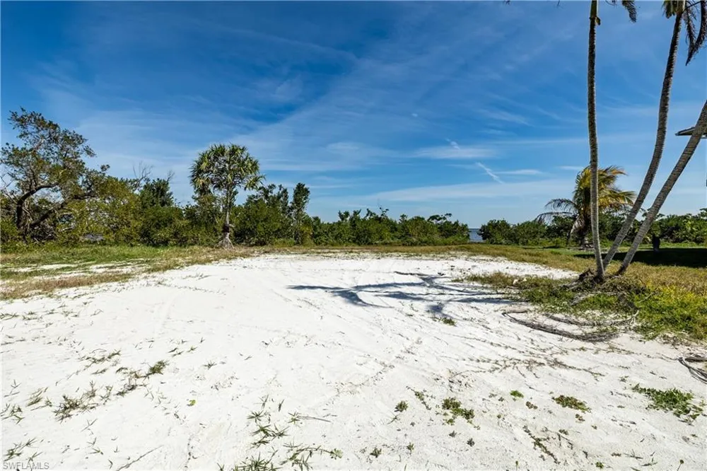 5966 Cove Street St. James City, FL 33956
