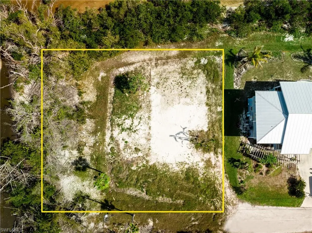 5966 Cove Street St. James City, FL 33956