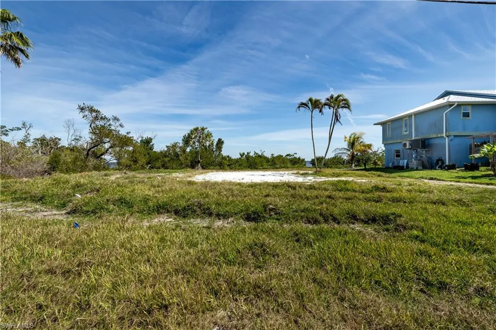 5966 Cove Street St. James City, FL 33956