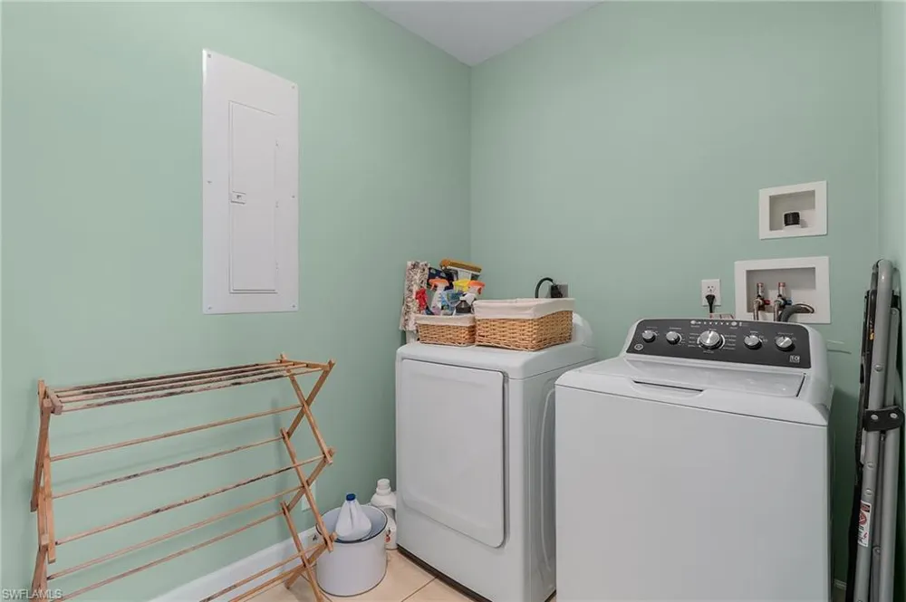 2690 Gull Court St. James City, FL 33956
