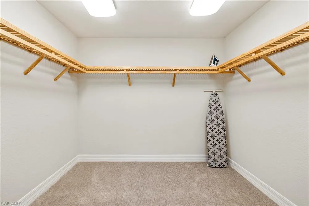 172 Indies Drive E #101 Naples, FL 34114