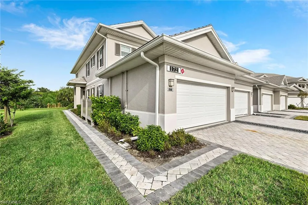 172 Indies Drive E #101 Naples, FL 34114