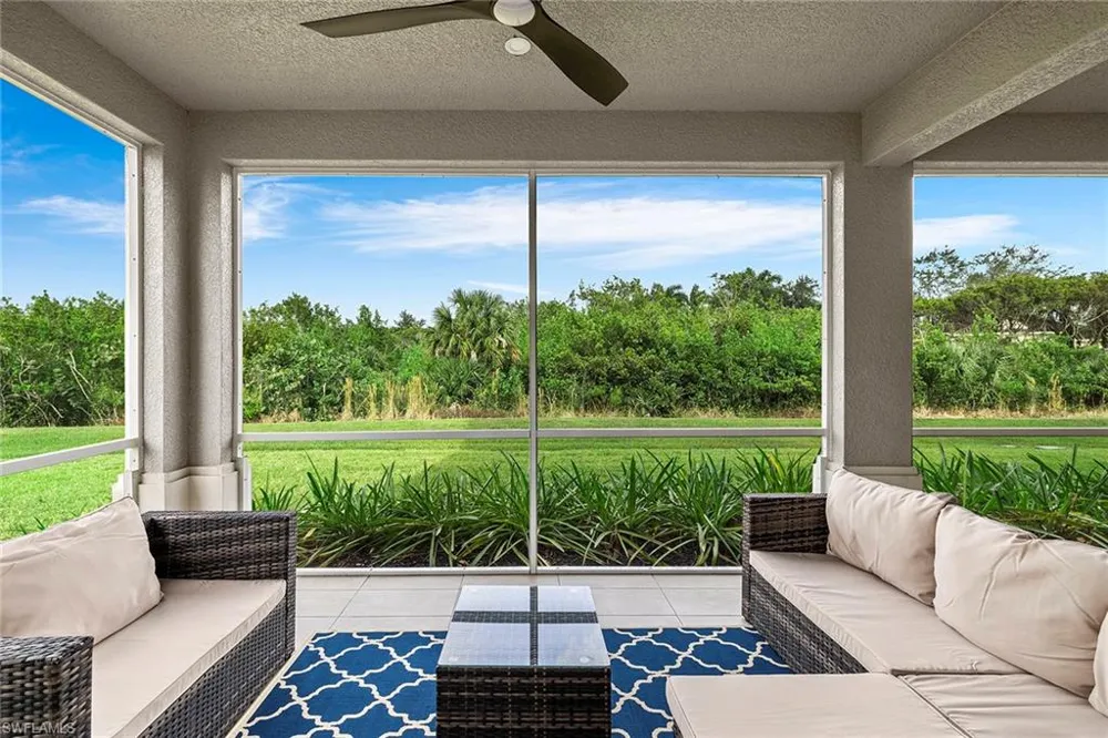 172 Indies Drive E #101 Naples, FL 34114