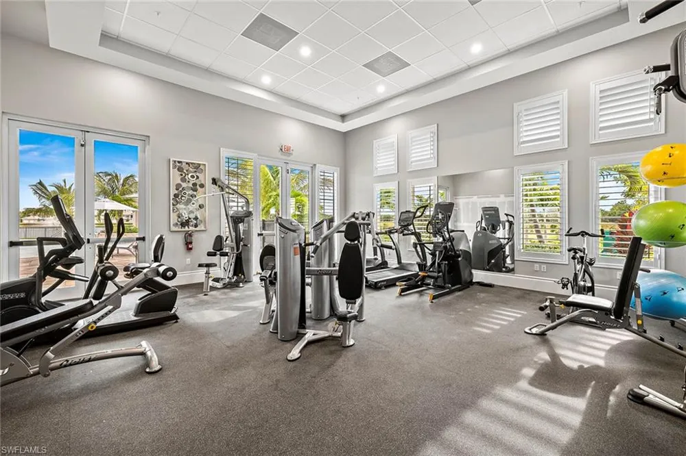 172 Indies Drive E #101 Naples, FL 34114