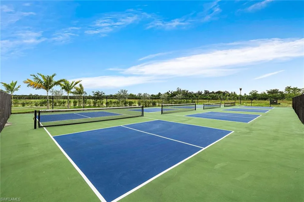172 Indies Drive E #101 Naples, FL 34114
