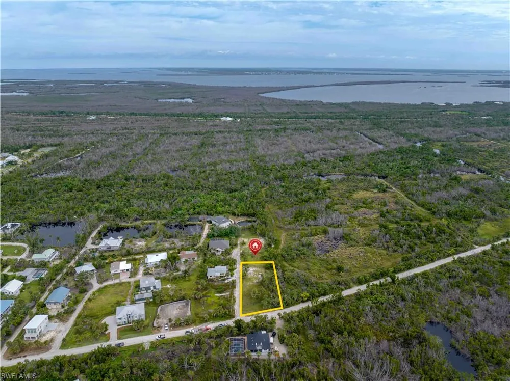 393 Raintree Place Sanibel, FL 33957