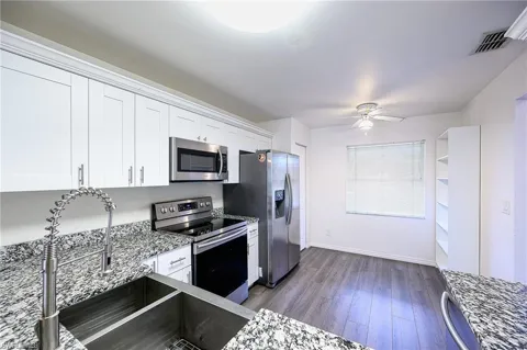 1476 Churchill Circle #J-202
