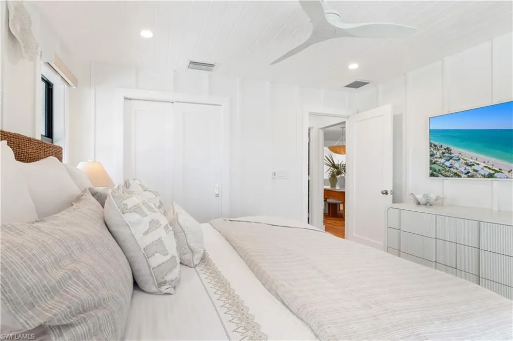 24 Beach Homes Captiva, FL 33924