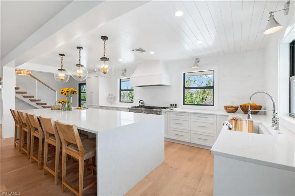 24 Beach Homes Captiva, FL 33924