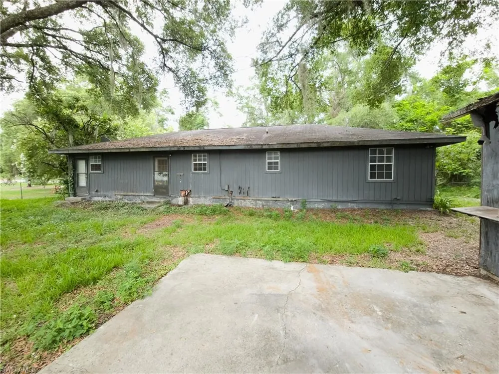 1103 SE 1 STREET Chiefland, FL 32626