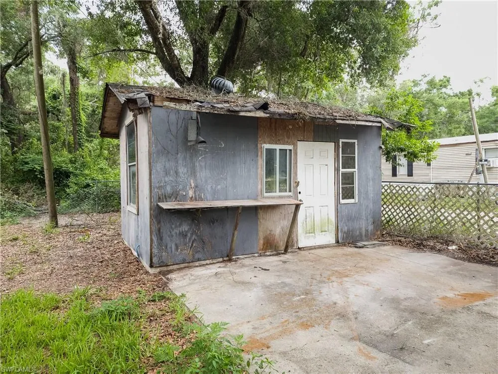 1103 SE 1 STREET Chiefland, FL 32626