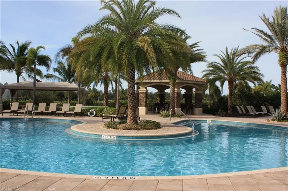3326 Baltic Drive Naples, FL 34119