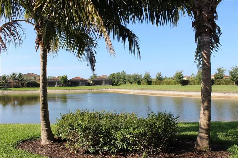 3326 Baltic Drive Naples, FL 34119