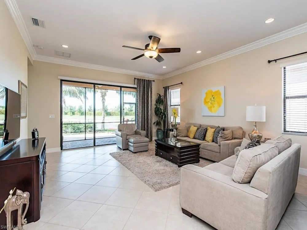 3326 Baltic Drive Naples, FL 34119