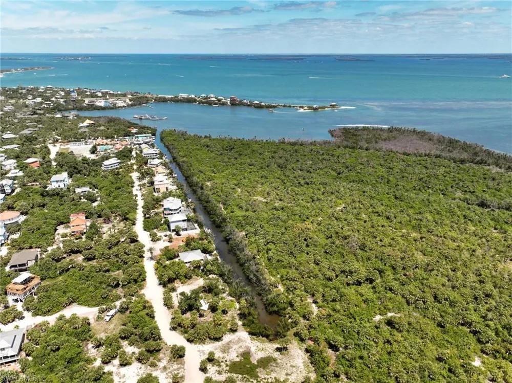 671 Rum Road Upper Captiva, FL 33924