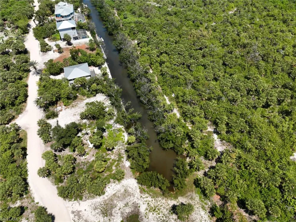 671 Rum Road Upper Captiva, FL 33924