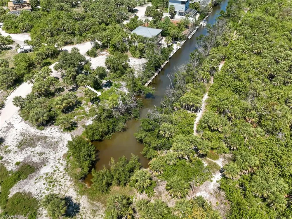 671 Rum Road Upper Captiva, FL 33924