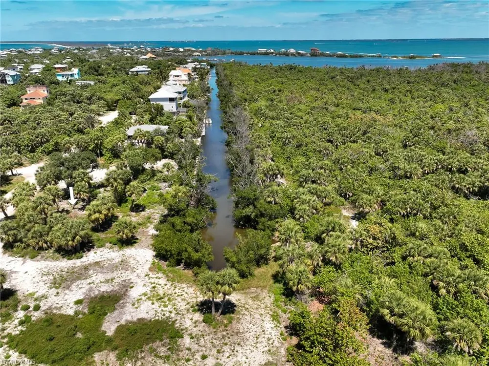 671 Rum Road Upper Captiva, FL 33924