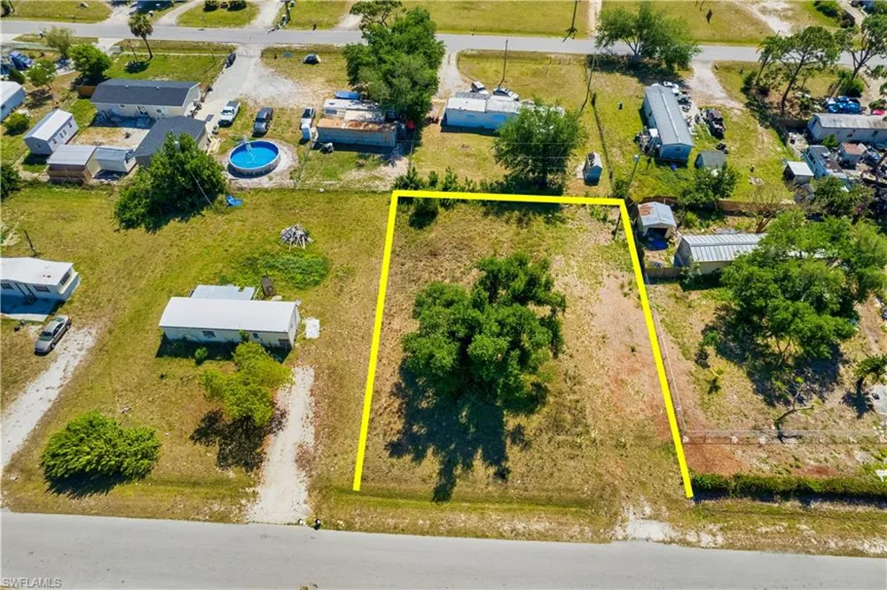 8355 Nault Road North Fort Myers, FL 33917