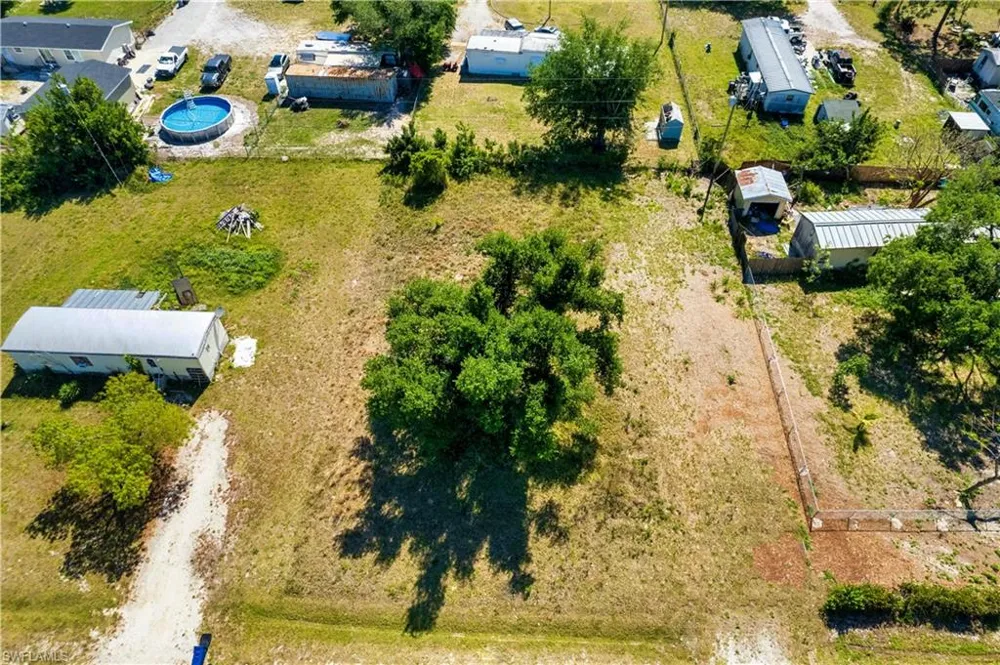 8355 Nault Road North Fort Myers, FL 33917