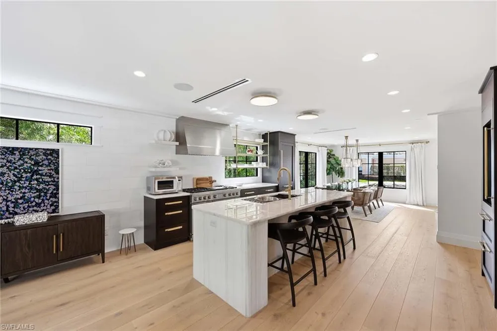 1355 4th Street S Naples, FL 34102