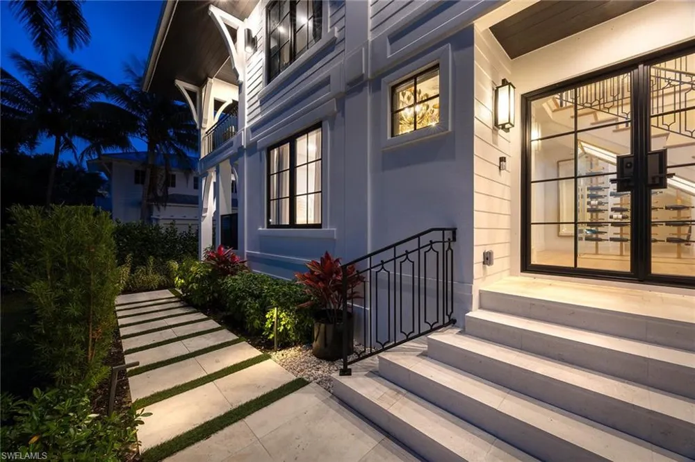 1355 4th Street S Naples, FL 34102