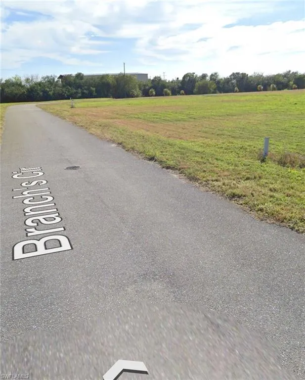 1040 Branchs Circle Moore Haven, FL 33471