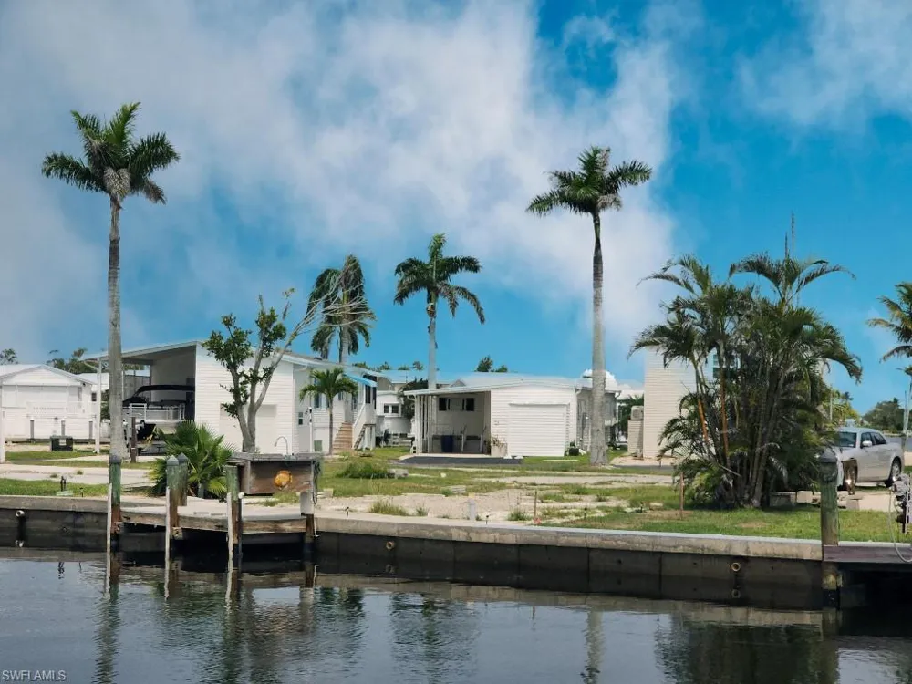 48 Doubloon Way Fort Myers Beach, FL 33931