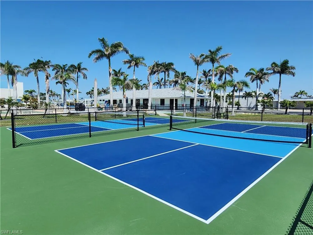 48 Doubloon Way Fort Myers Beach, FL 33931