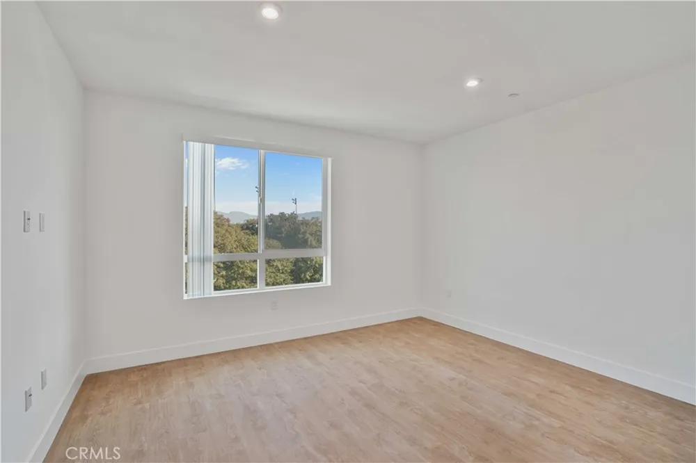 8750 Sepulveda Boulevard #502 North Hills, CA 91343
