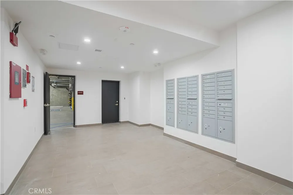 8750 Sepulveda Boulevard #502 North Hills, CA 91343