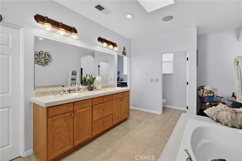 8815 Laguna Chowchilla, CA 93610