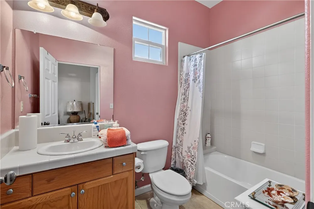 8815 Laguna Chowchilla, CA 93610