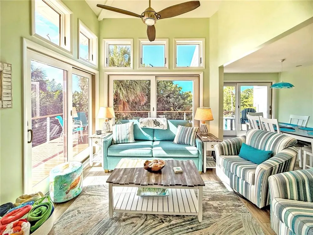 543 Gulf Lane Upper Captiva, FL 33924