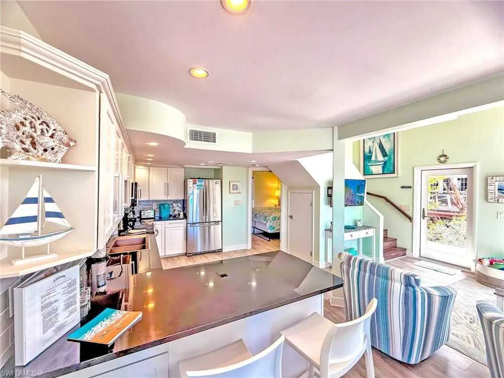 543 Gulf Lane Upper Captiva, FL 33924