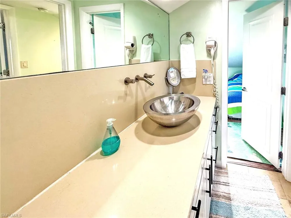 543 Gulf Lane Upper Captiva, FL 33924
