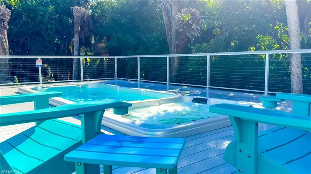 543 Gulf Lane Upper Captiva, FL 33924