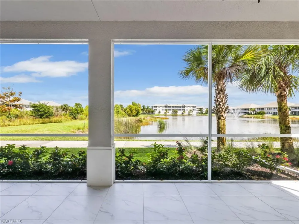 257 Indies Dr E #102 Naples, FL 34114