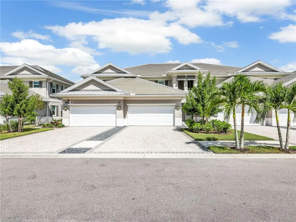 257 Indies Dr E #102 Naples, FL 34114