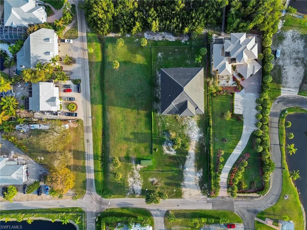 3716 Margina Circle Bonita Springs, FL 34134